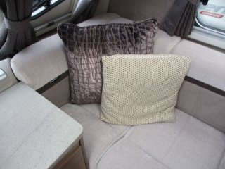 /photos/5848/16304a79-16cf-3d7a-25e6-19bd096a2a7c_i320x240.jpg