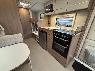 /photos/5848/20a87323-3b8b-947b-7b58-6ba3731324fe_i320x240.jpg