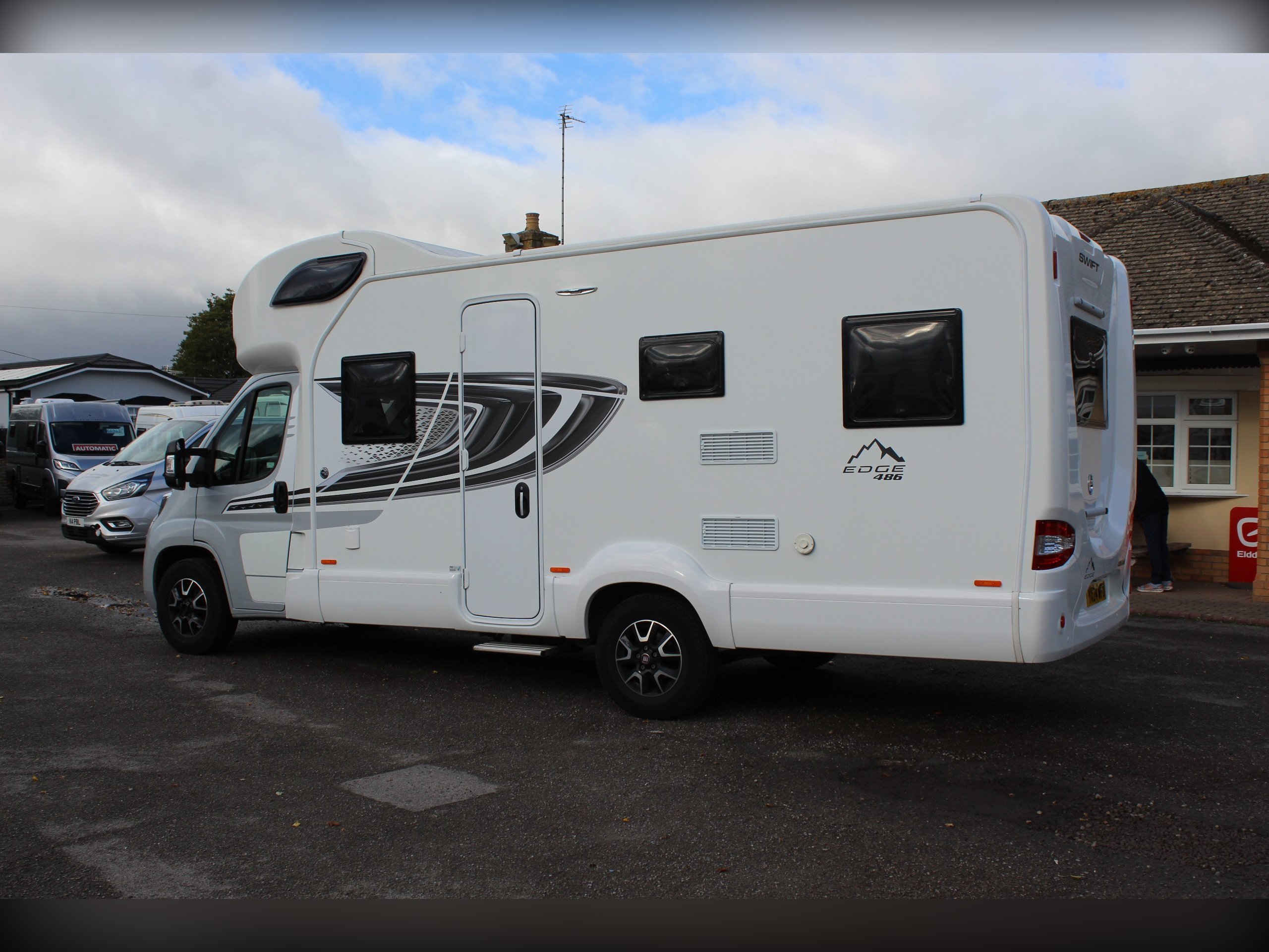 Infinity Egde Used 2024 Swift Edge 486 for sale in Gloucester, Gloucestershire ...