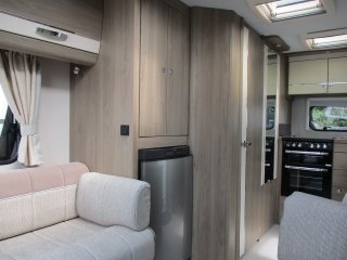 /photos/5848/249f9e0e-5282-18a1-a389-179574af494c_i320x240.jpg