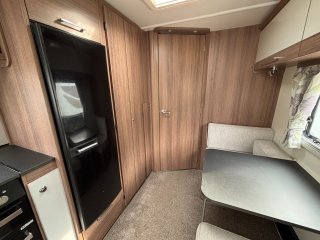 /photos/5848/2dd065e9-19c0-6abb-2af6-041d563ef9a2_i320x240.jpg