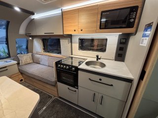 /photos/5848/32824f7d-9337-d77b-82d3-5c73952ee282_i320x240.jpg