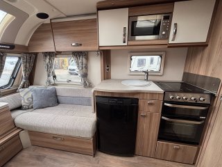 /photos/5848/43fa6ea0-f2d1-fa94-f0d8-e39355cab60a_i320x240.jpg