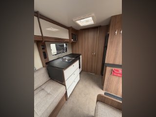 /photos/5848/46288909-e5fd-4131-3a47-63a1e92847d5_i320x240.jpg