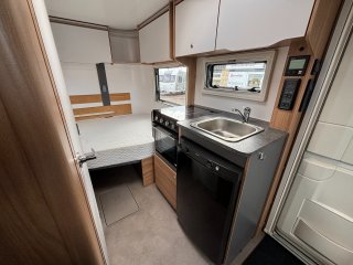 /photos/5848/483a7210-0890-f70e-8f72-534b154bb6e8_i320x240.jpg