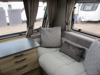 /photos/5848/4ec97136-5a4a-8ae8-9b36-3d31adddafad_i320x240.jpg