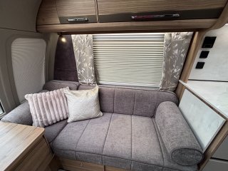 /photos/5848/556422a0-2d51-4bc9-162d-a3908123a161_i320x240.jpg