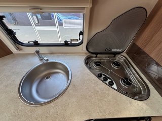 /photos/5848/5a0c7f5f-35c2-0a09-664d-e45a2cb79b3e_i320x240.jpg