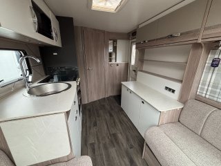 /photos/5848/66d0614d-b238-55fd-cfd4-8608eedd016a_i320x240.jpg