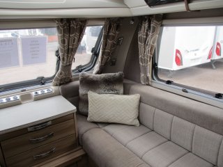 /photos/5848/6b3b4e82-473b-a0d1-c323-54860e526353_i320x240.jpg