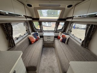 /photos/5848/6f7932e9-ccaa-11c2-8cff-0e2c705c2b76_i320x240.jpg