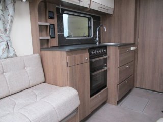 /photos/5848/871d8e66-3476-f8da-3336-46e605d50cdc_i320x240.jpg