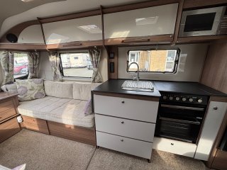 /photos/5848/8a603361-a65c-bbb8-2cba-c5b019c8886a_i320x240.jpg