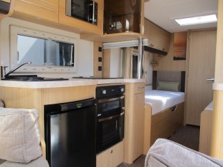 /photos/5848/8c8d4fd1-a73b-a87a-91a9-8ebf2d0af5f1_i320x240.jpg