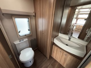 /photos/5848/a941b778-439c-c52e-8147-4be274c98780_i320x240.jpg