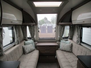 /photos/5848/d0debeb8-5f19-2c22-1416-c9a929987758_i320x240.jpg