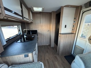 /photos/5848/e9110b4c-b0f2-067c-ecda-23c657beb7e2_i320x240.jpg