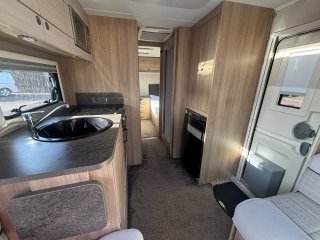 /photos/5848/fc65d88f-c994-4e78-ad94-91007953666d_i320x240.jpg